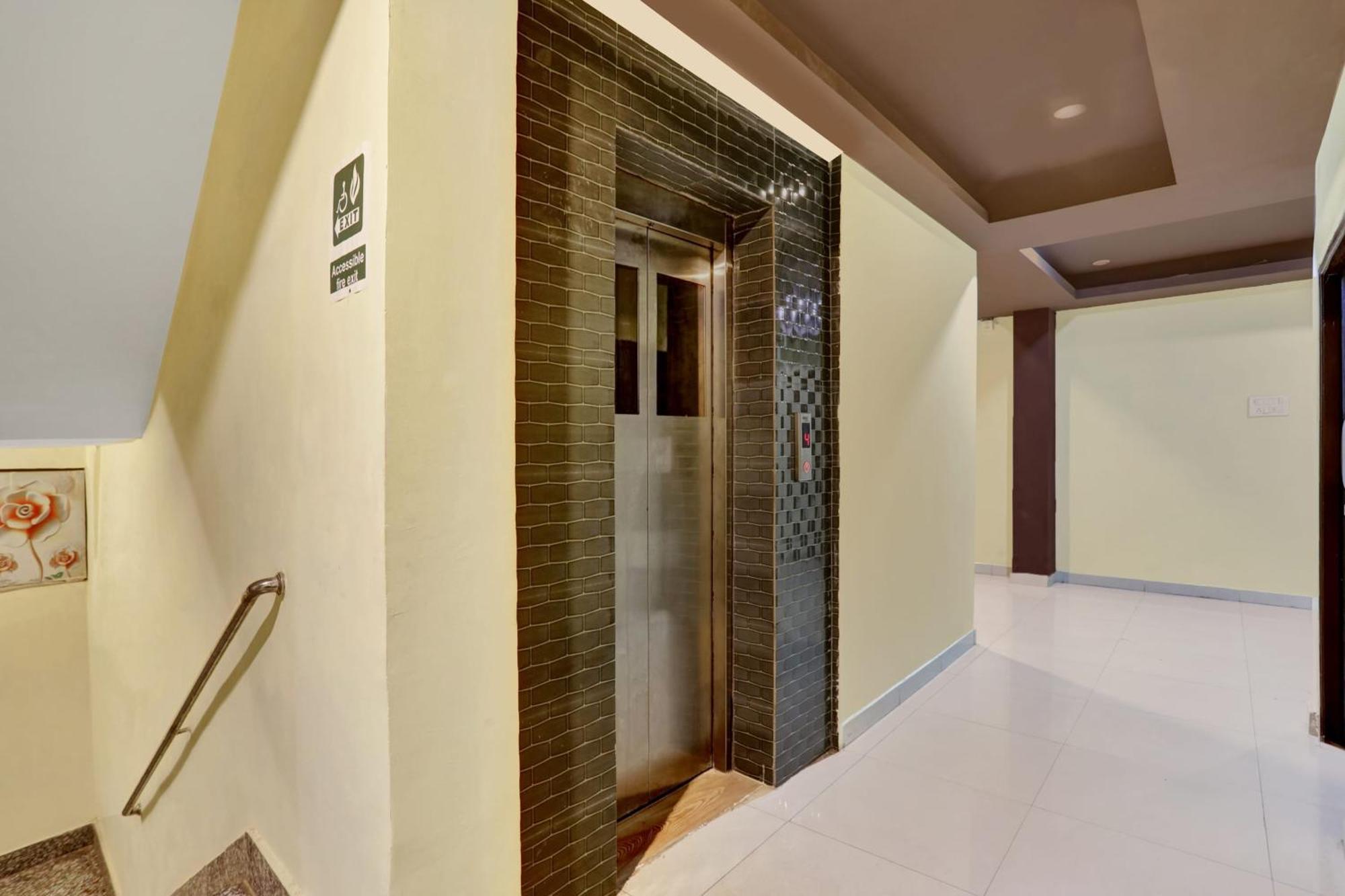 Super Hotel O Phulwarisharif Near Aiims Khagaul エクステリア 写真
