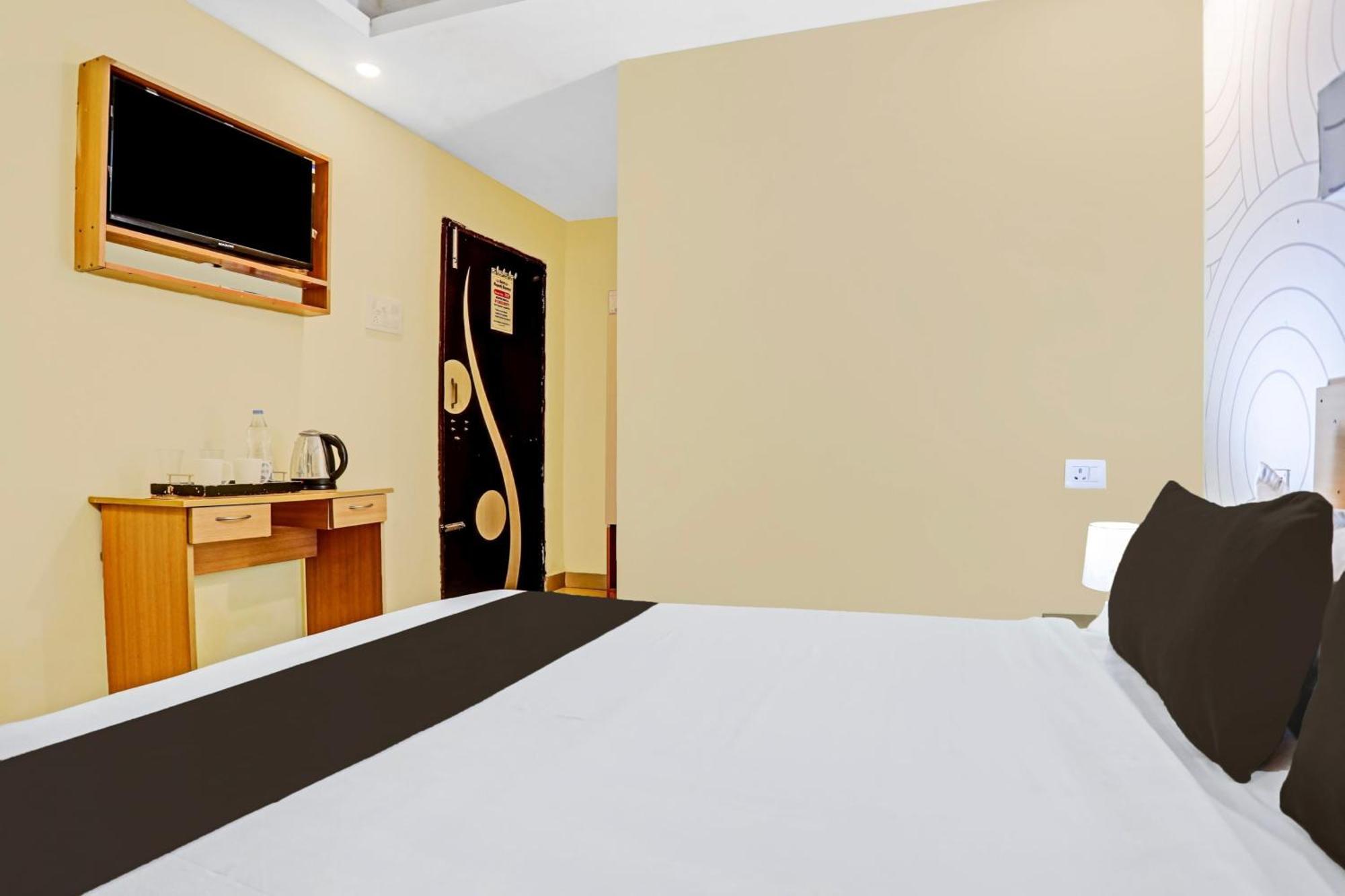 Super Hotel O Phulwarisharif Near Aiims Khagaul エクステリア 写真